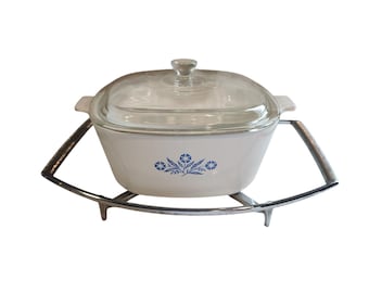 Vintage Corning Ware Blue Cornflower P-2 1/2-B Qt Casserole Dish w/Lid & Trivet