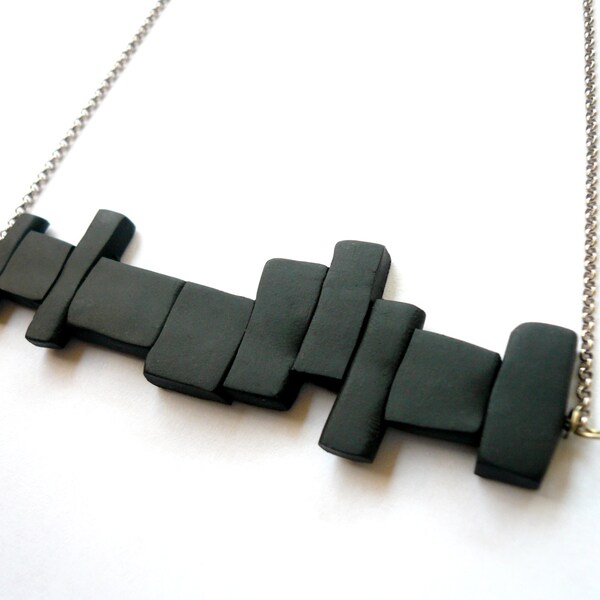Black parallelograms necklace - Silver and polymer clay necklace - Contemporary jewelry