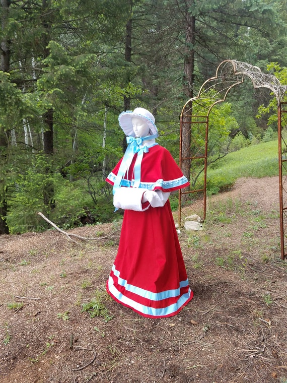 Dickens carolers costumes online
