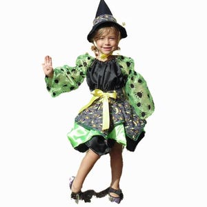 Girls 4T Little Witch in Green