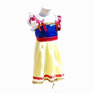 Girls 6-8 Snow White Princess  apron