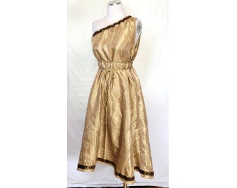 Women's S-M Greek Goddess Toga Dress in Gold