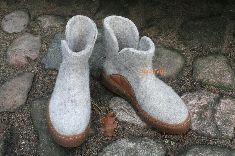 narrow width ankle boots