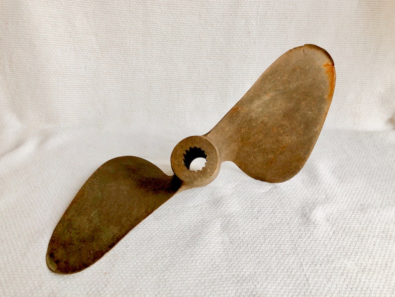 Maritime Display Decor Vintage Industrial Authentic Boat Propeller Set Nautical Distressed