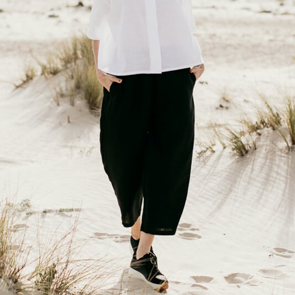 Schwarzes Leinen minimalistisch Leinen Culottes Hose Sommer fließend luftige Hose ZOZO