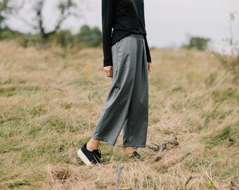 Graphite gray wool wide folded trousers minimalistic woollen cropped pants TOKYO