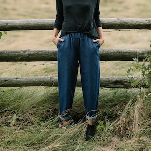 Minimalistische bequem baggy breite klassische Blue Jeans Hose