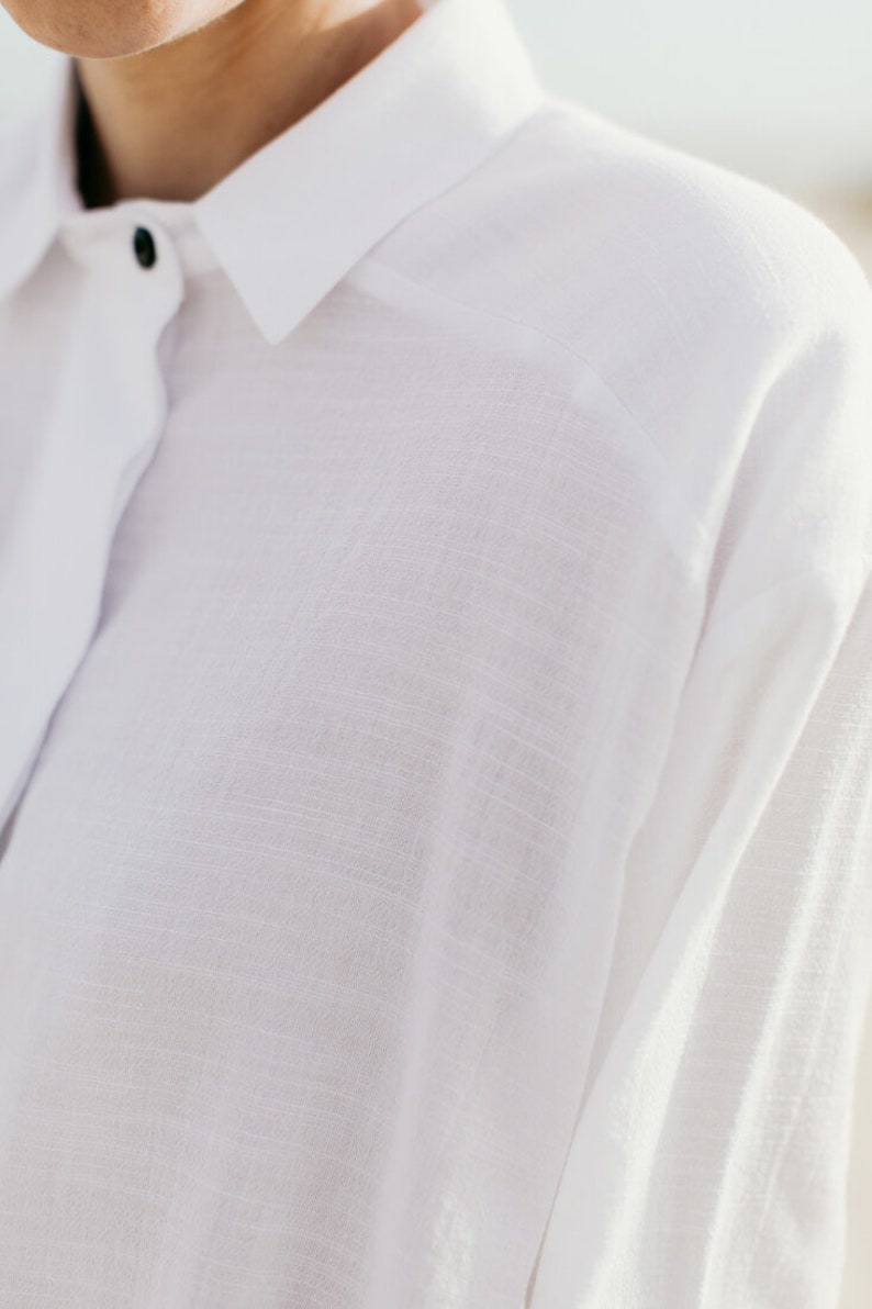 GOYA white crop shirt