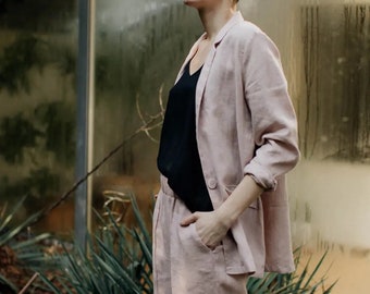 Rose clair minimaliste lin oversize robe veste costume naturel confortable style bureau moderne