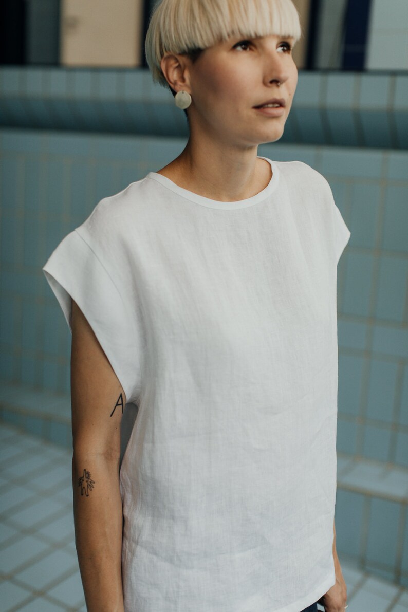 White linen simple oversized minimalistic summer top image 2