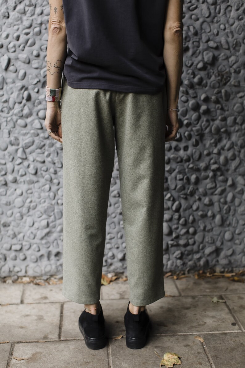 Minimalistic linear green woolen trousers LISBOA image 8