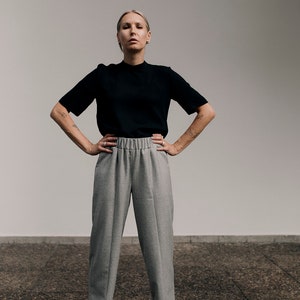 Minimalistic linear gray houndstooth wool trousers LISBOA