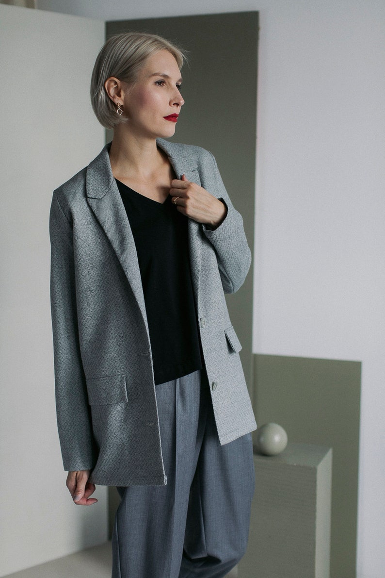 Chaqueta de lana minimalista gris traje natural cómodo estilo oficina moderno OXI imagen 1