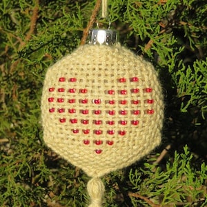 Beaded Heart Hexagon Pin Loom Weaving Pattern image 1
