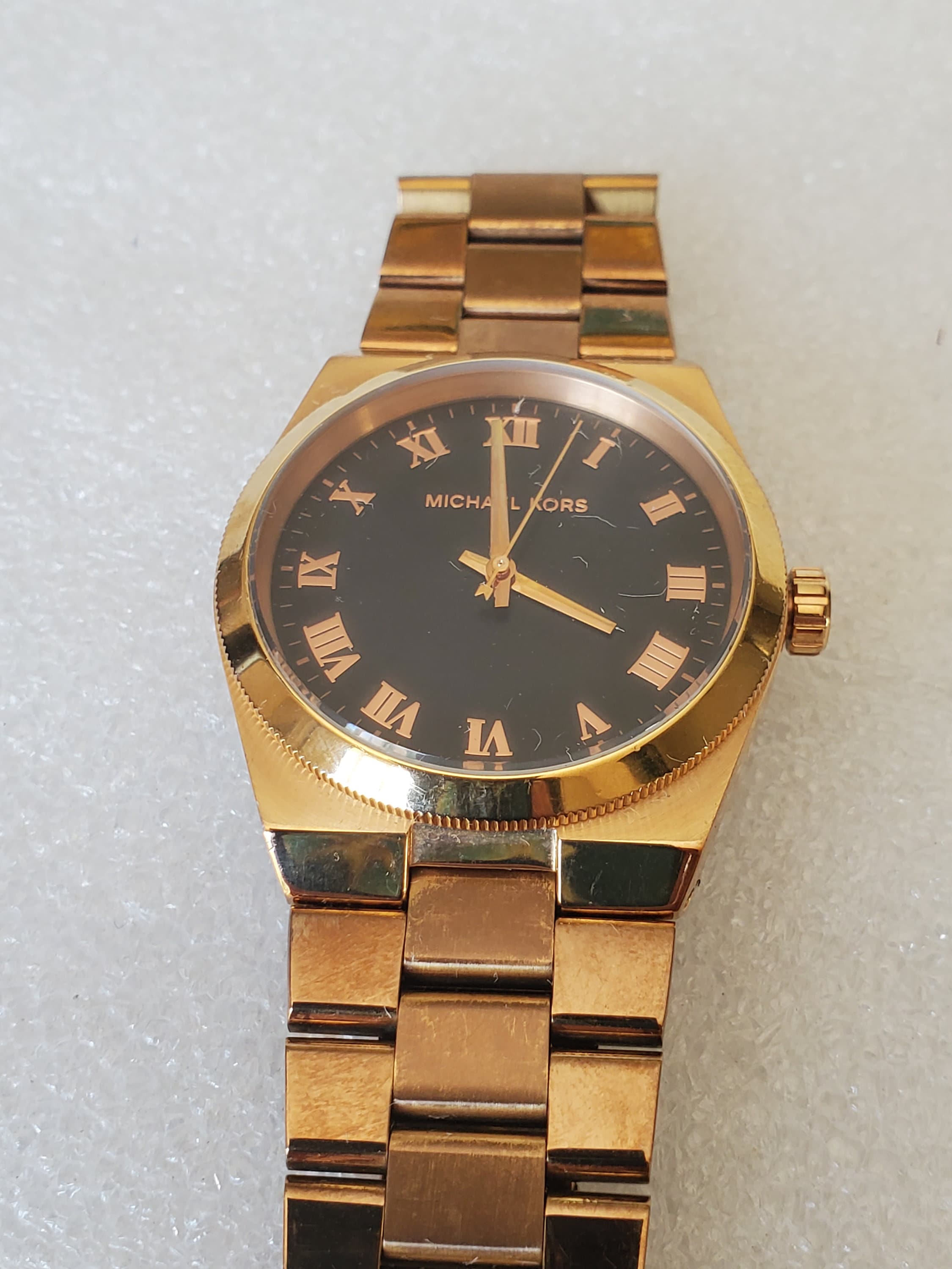 Vintage Michael Kors Rose Gold Black Face Men display picture 2