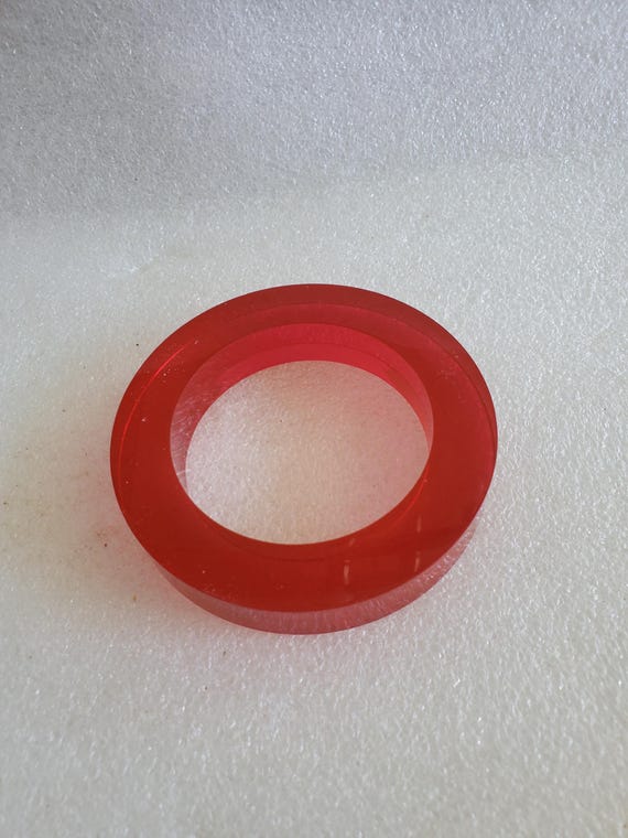 1970's Raspberry Lucite Bangle: The Mods - image 9