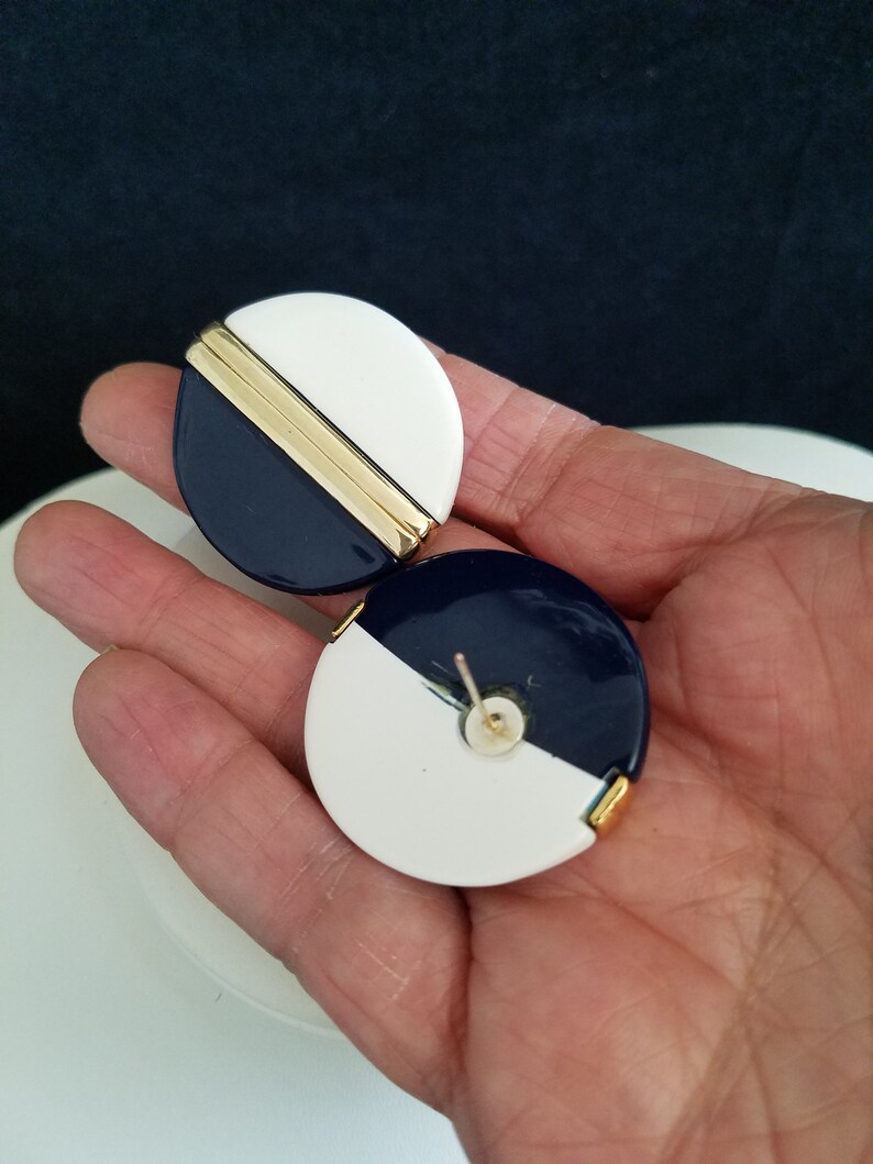 For Pierced Ears Round Blue /& White Earrings Regency Blue and White Lucite High Fashion Avant Garde Retro Gold Plated Strip Chunky