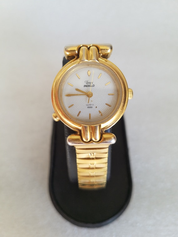 Vintage Gold Tone Ladies Timex Indiglo Segmented S