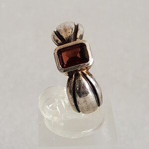 Vintage Tapered Shank w/Square Bezel & Garnet Gemstone January Birthstone Ring Unisex Ring