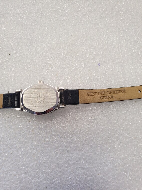 Vintage Ladies Diamond Quartz Timekeeper Watch W/… - image 10