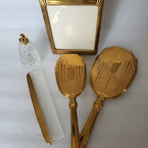 1940s Large Vanity Set in Marbleized Case: Vintage "Dream Chest" by Crosby