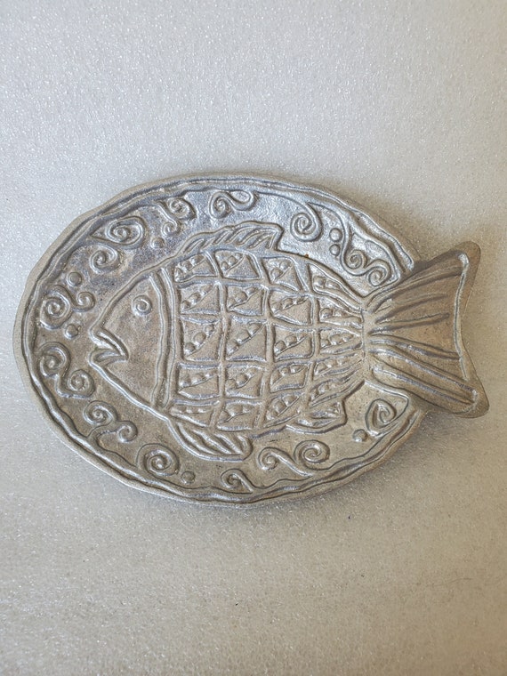 1995 Via Design Silver Tone Metal Fish Dish For F… - image 1