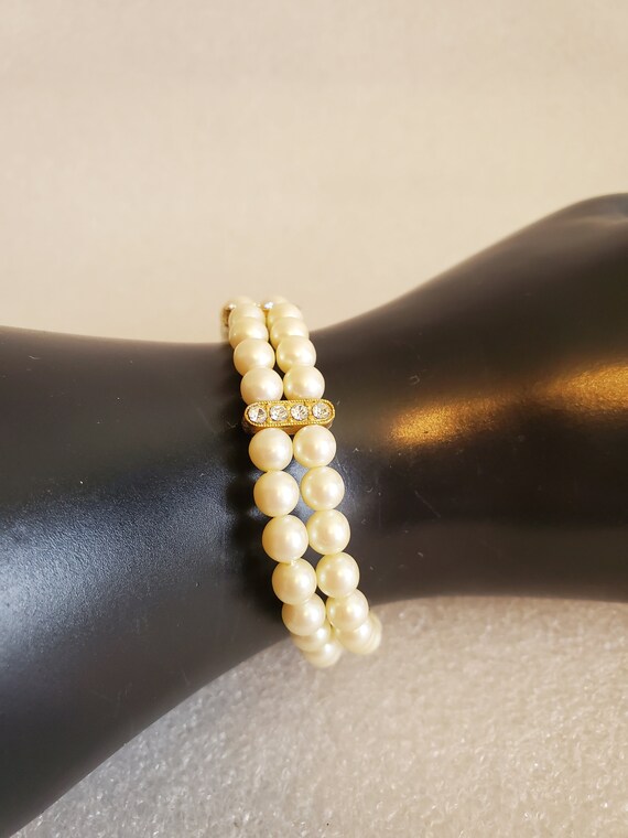 Timeless & Classic Faux Pearl Beaded Bracelet W/O… - image 4