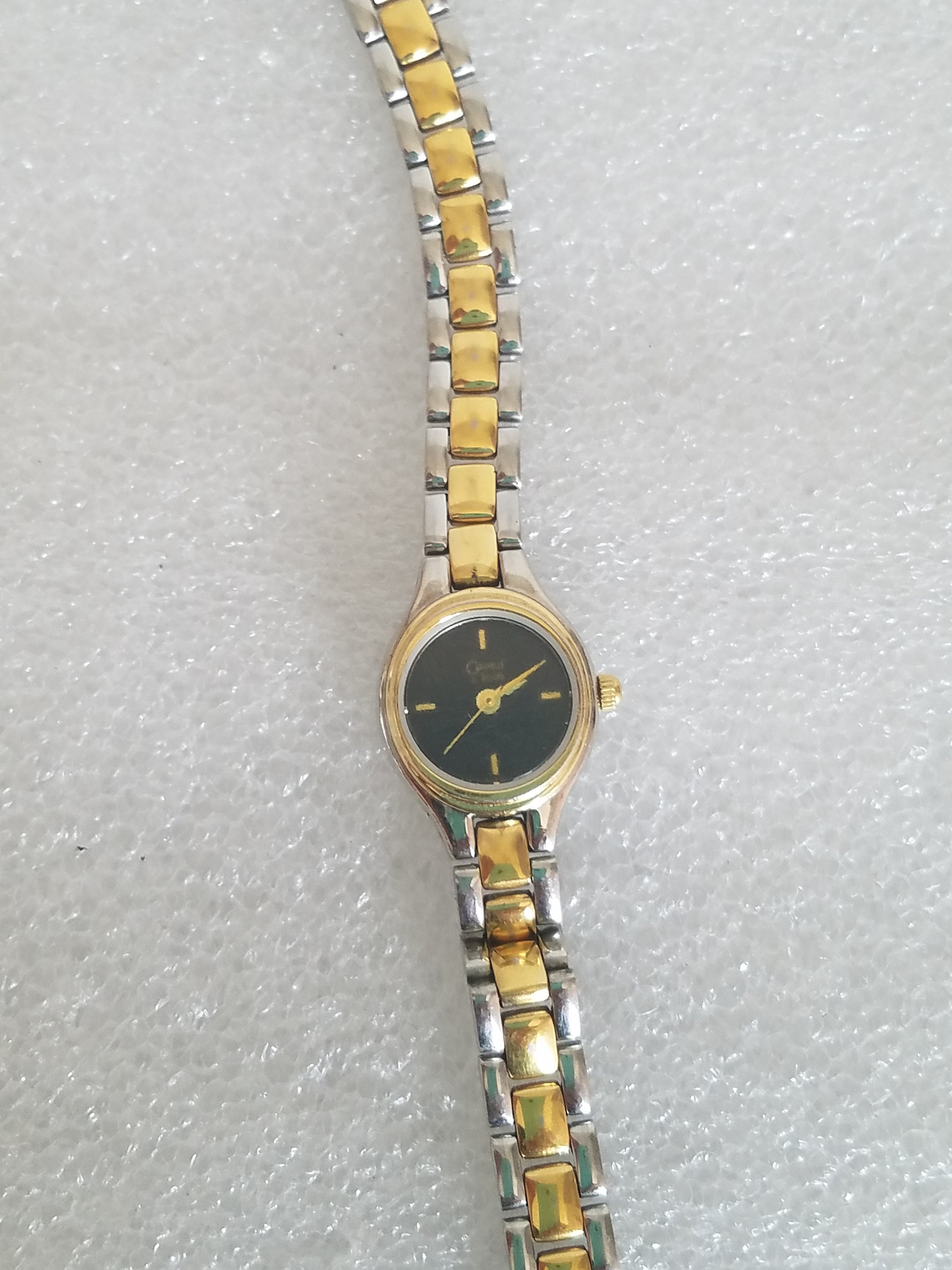 Lot of 2 Vintage Women\'s Watches Caravelle by Bulova & Citizen Quartz UNTESTED Vintage Caravelle By Bulova Gold Tone Womens | Mercari main image 4