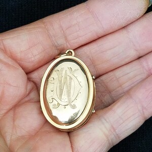 Antique Chunky 14K Rose Gold Engraved Locket Monogram DW Pendant Locket Hallmark XIV Victorian Large Rose Gold Locket No Chain image 7