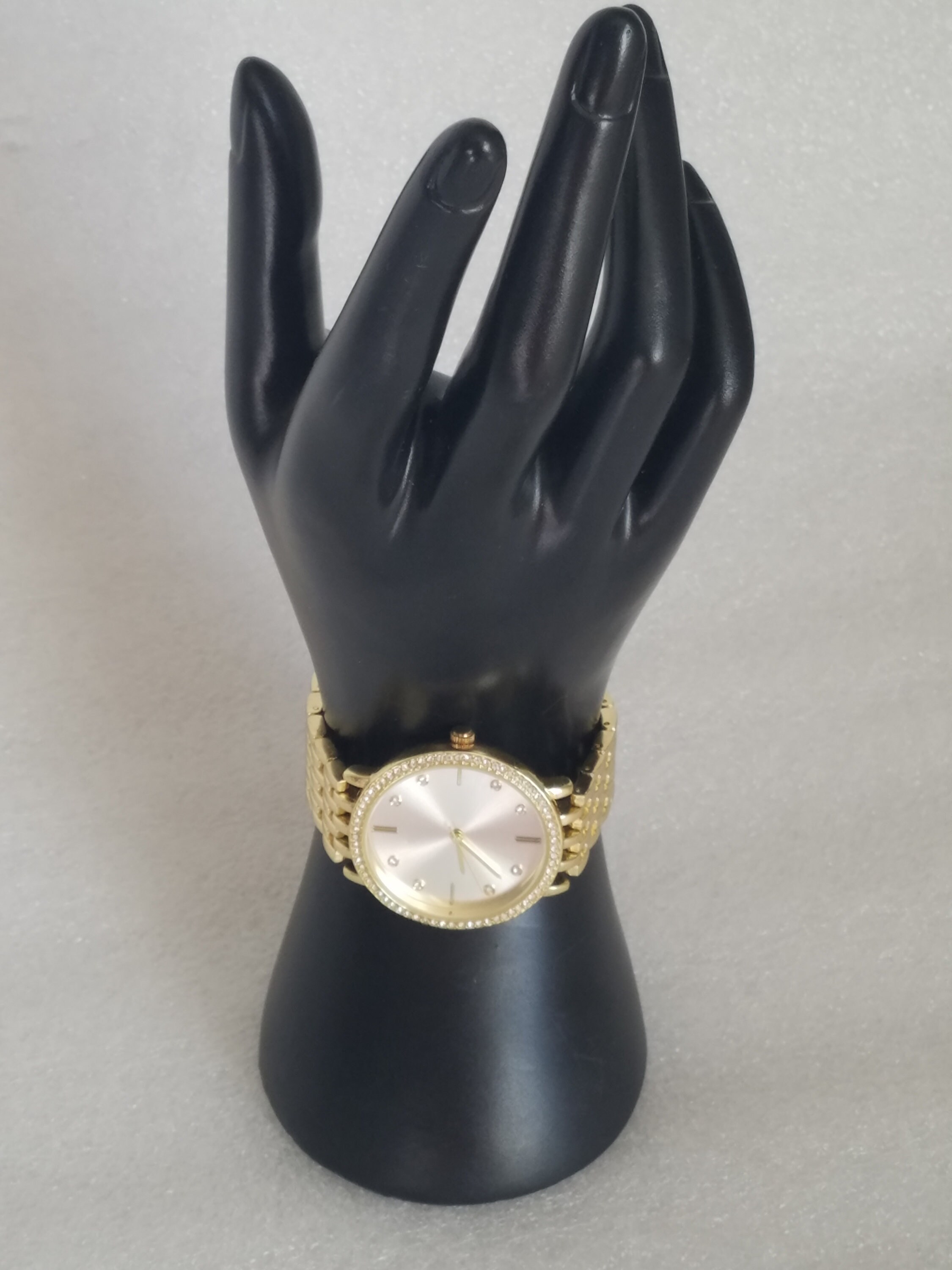 No-brand Women\'s Silver and Gold Watch Vintage interchangeable Watch - Gold/Silver with... | Depop main image 3