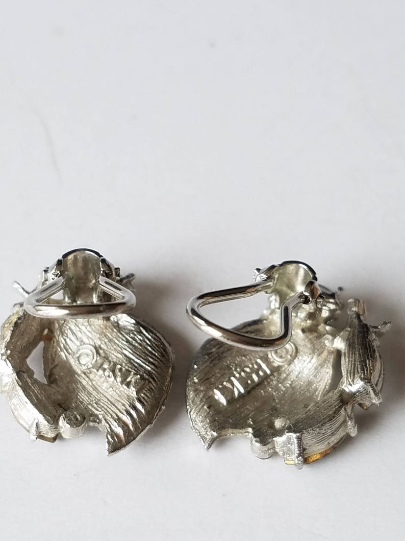 BSK Rhinestone Earrings BSK Jewelry Vintage Glam BSK Earrings Silver Tone Textured Leaf Design Gray /& Silver Clip On Earrings