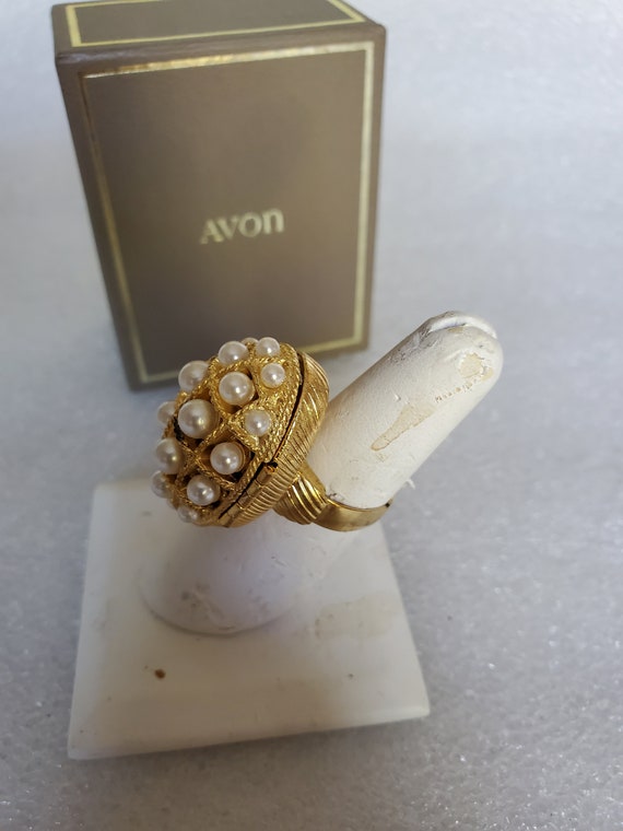 Avon 1973 Pearls Glace With Dome Faux Pearls Eggs… - image 8