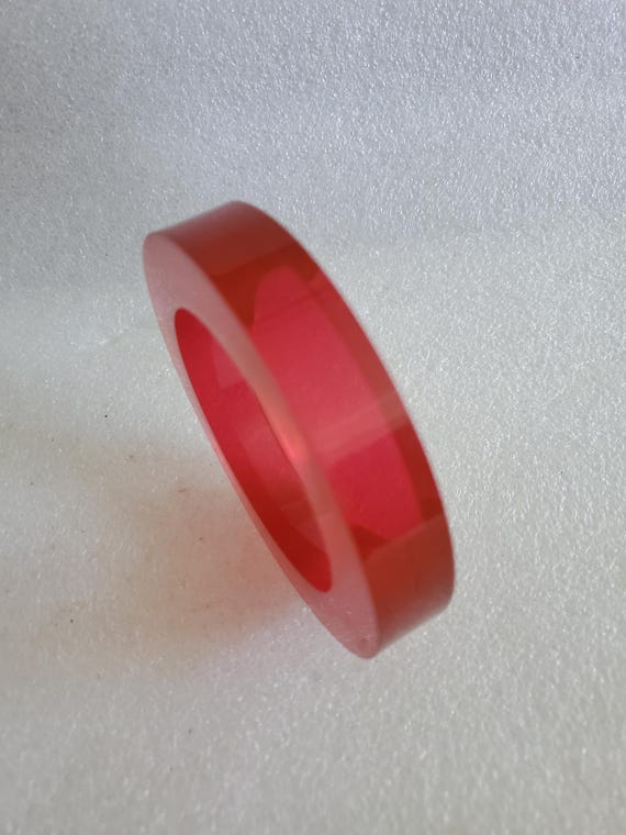 1970's Raspberry Lucite Bangle: The Mods - image 8
