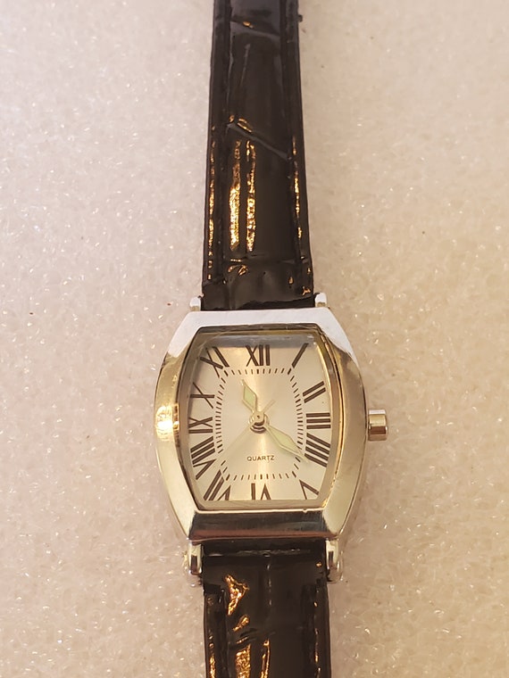 Vintage SKC Black Ladies Watch W/Faux Leather Stra