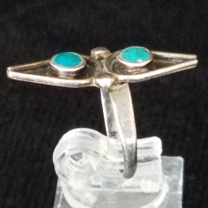 Vintage Ladies 2 Round Sleeping Beauty Turquoise & Silver Long Statement Shadow Box Boho Ring