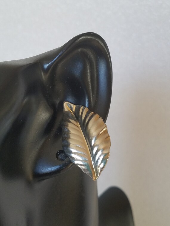 Vintage Louis Feraud Gold Toned Metal Leaf Earrings Paris 