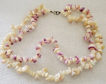1980's Hawaiian Lei In Iridescent Beige & Pink Trochus N Purple Snell Shells In A Double Strand Nice Beach Jewelry For Her