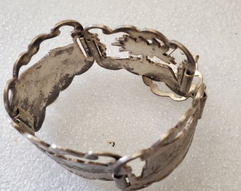 1930's Adventure's Traveling Silver Tone Bracelet W/Light House & Palm Tree Not Silver