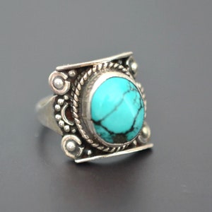 Nepali Turquoise Saddle Ring - Size 7.5 - Nepal Saddle Ring - Nepal Turquoise Ring - Tibetan Ring - Tibetan Turquoise Ring