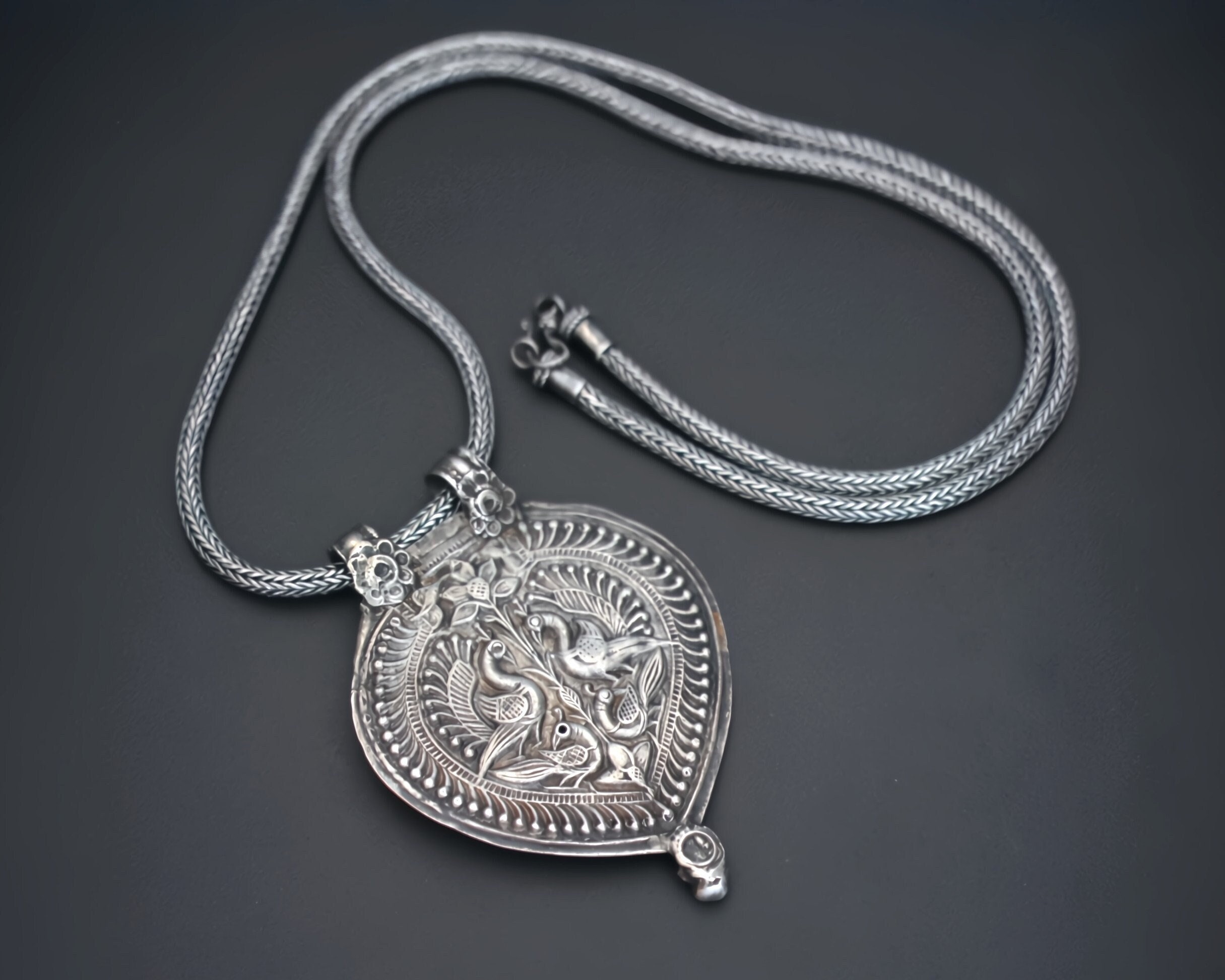 Rajasthani locket discount