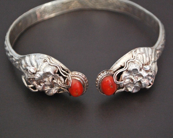 Nepali Dragon Coral Bracelet - Nepal Jewelry - Nep