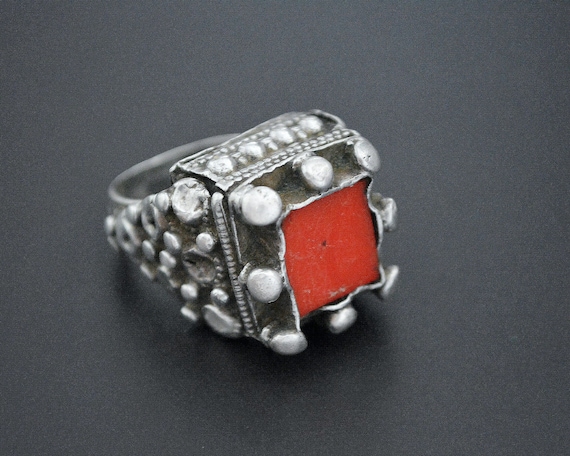 Pashtun Silver Ring with Red Glass - Size 7.5 - Pa