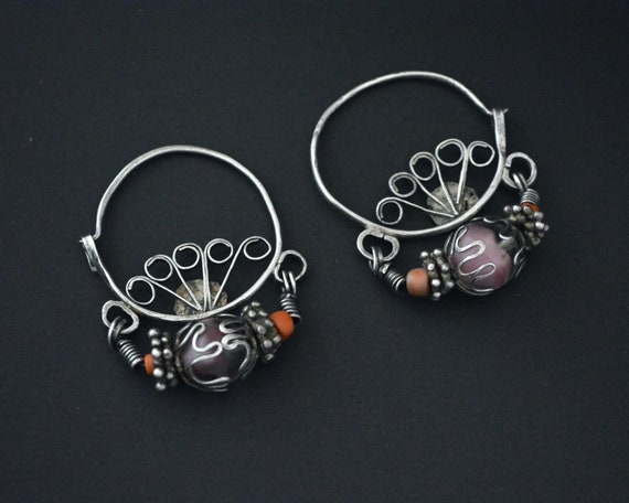 Uzbek Coral and Glass Hoop Earrings  - Tribal Ear… - image 5