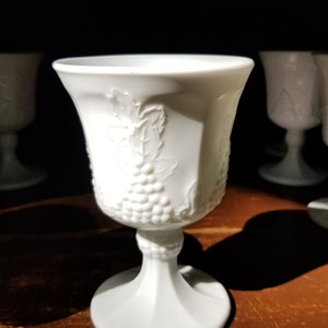 Goblets Set of 8 Vintage Indiana Glass Harvest Grapes Milk Glass White FREE SHIPPING