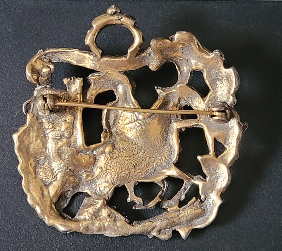 Sir Launcelot Brooch Pin 2 Inch Gold Tone Courage… - image 4