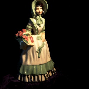 Lady with Bonnet and Flower Basket Figurine Florence Ceramics Style Vintage FREE SHIPPING