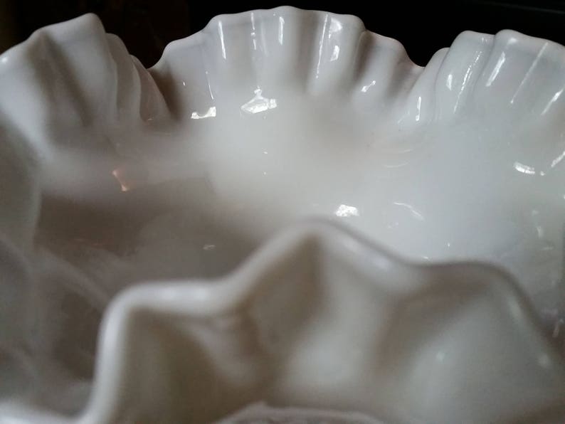 Westmoreland Milk Glass Vase Grapes Vines Leaves Fluted Etsy