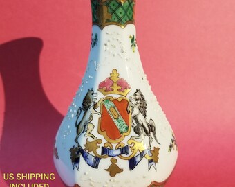 Bud Vase Edme Samson Made in France Hand Painted Heraldic Armorial Crest Porcelaine de Paris Vintage FREE SHIPPING