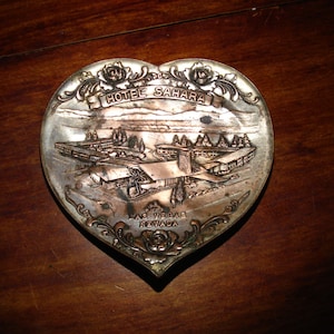 Hotel Sahara 1950s Las Vegas Souvenir Dish Ashtray Vintage FREE SHIPPING
