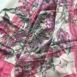 1950’s/60s beautiful pink floral silk headscarf